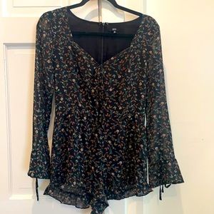 Long sleeve black romper